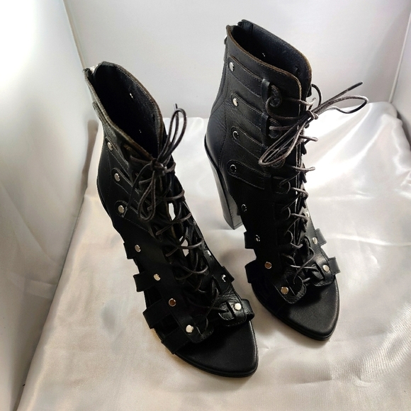 Proenza Schouler Shoes - Proenza Schouler Black Leather Lace up Booties